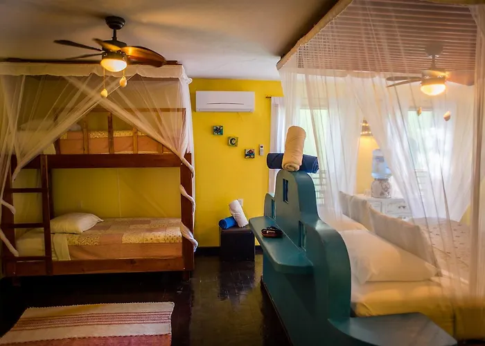 Cabañas La Luna Hotel 3*